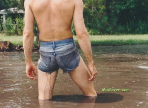 muddy-water-shorts-back
